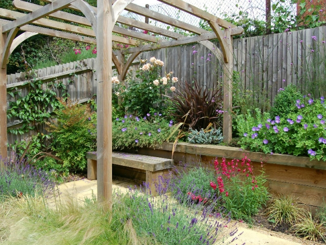 Terraced garden with Sleepers, Bench and Pergola