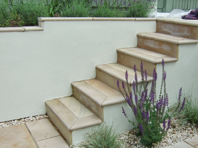 Steps with bullnose coping