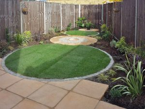 Small wedge shaped garden with circular design